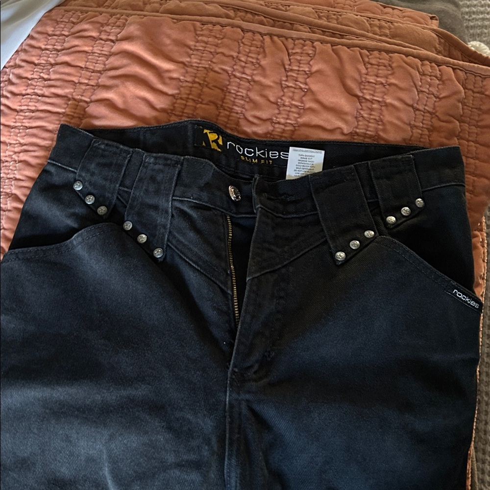 Rockies Black Jeans with Stud Accents Slim Fit Size 32 Run Small